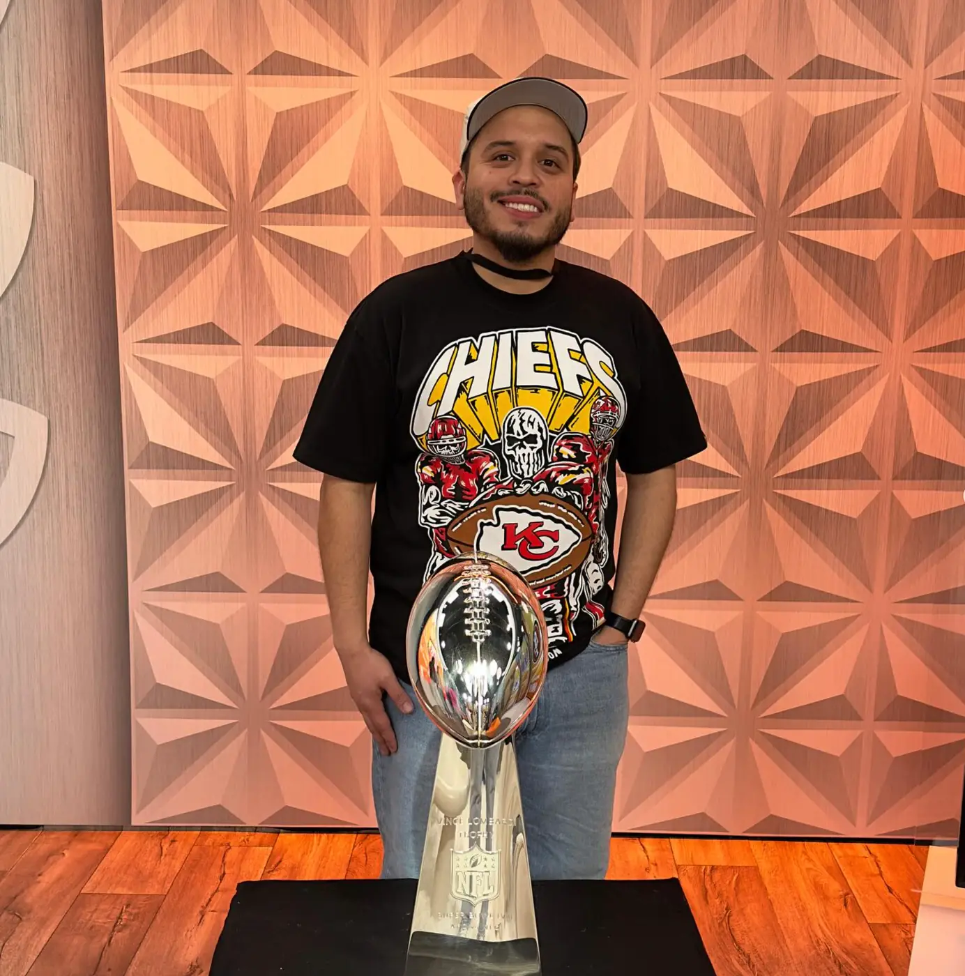 R0BATO Media with Lombardi Trophy
